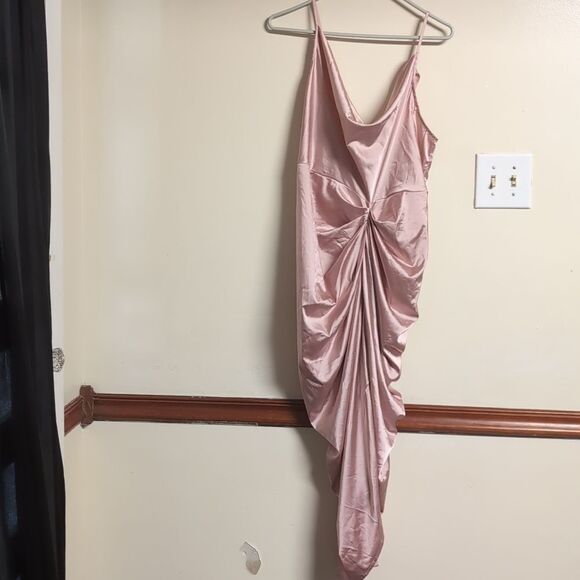 PrettyLittle‎ Thing Rose Pink Satin Cowl Strap Midi Dress Size 12 - Picture 1 of 14